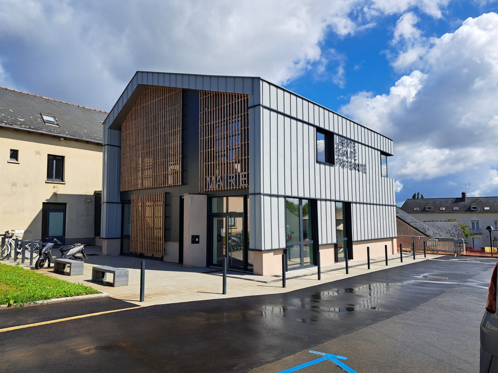 Sas Veille Cloison Seche Rennes rénovation et extension mairie gévezé rennes par veillé plaquiste chateaubourg
